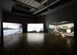 Hiraki Sawa, O, 2009, multi-channel video installation (color, sound), monitors and spinning speakers, dimensions variable, 8 min.